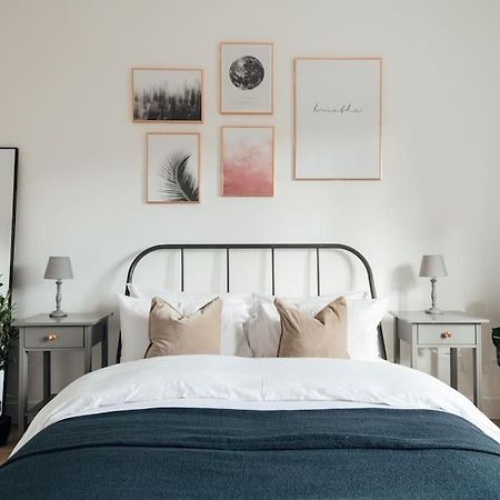 Stylish 2 Bedroom Flat In Ilford, London Eksteriør billede