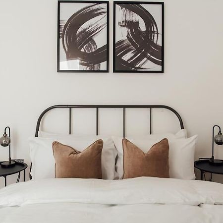 Stylish 2 Bedroom Flat In Ilford, London Eksteriør billede